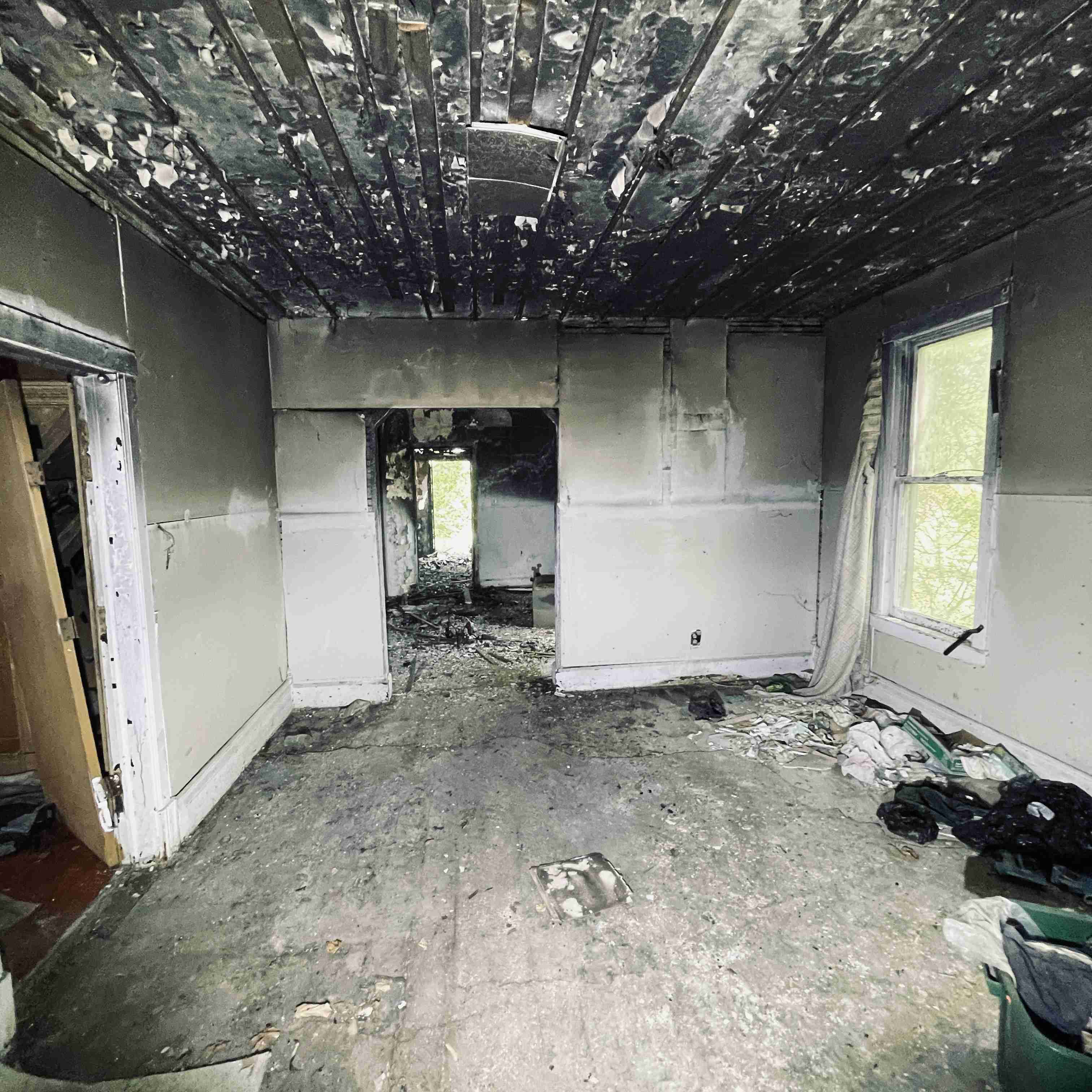 1060 Meldrum (29).jpg